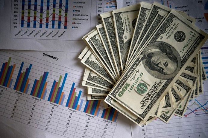 تحولات نظام ارزی راهگشای اقتصاد نیست/ دولت به تعهدات گشایش اقتصادی خود عمل می‌کند؟ | اقتصاد24