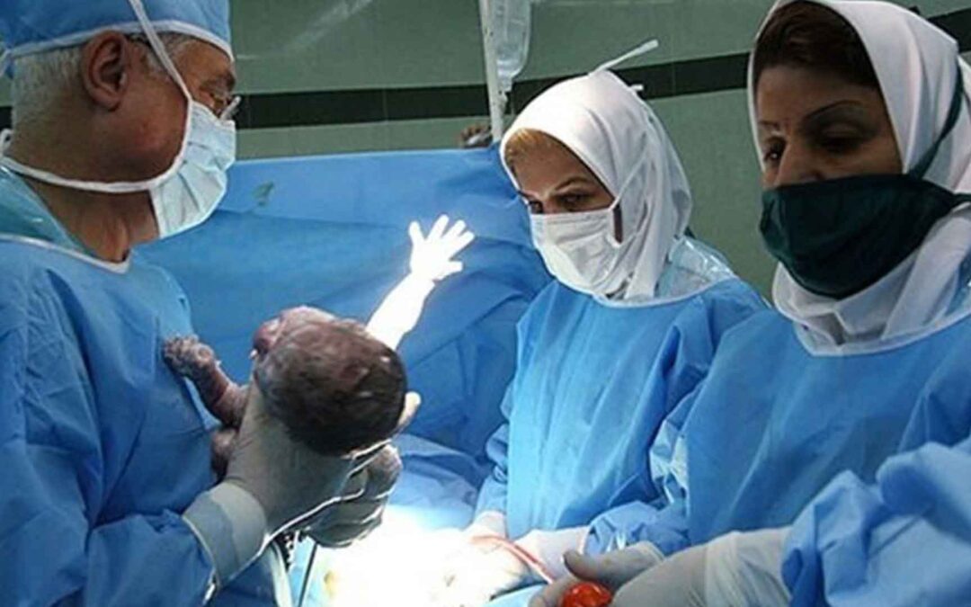 هر آن چیز که باید درباره رشته مامایی بدانیم - برو پی کارت