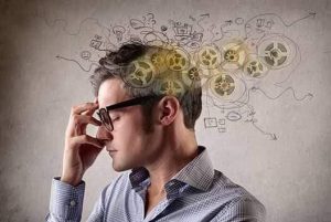 د طبي او درملو تجهیزاتو د ټولنې مشر