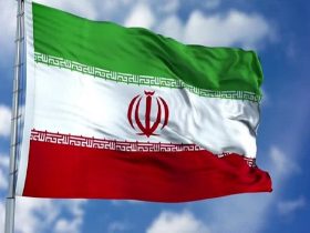 اهتزاز پرچم ایران